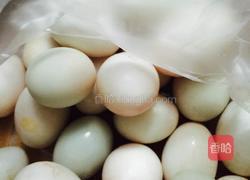 蛋黄莲蓉月饼的做法图解1