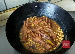 鸡爪焖黄豆的做法图解6