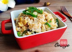 青椒鸡蛋炒饭的做法图解6