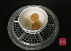 蛋黄娃娃菜的做法图解3