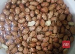 花生米韭菜花的做法图解2