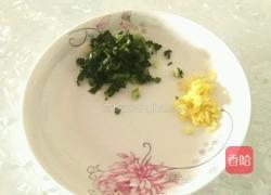 银耳炒鸡蛋的做法图解2