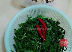 蛤蜊炒韭菜的做法图解3