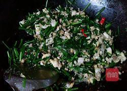 蛤蜊炒韭菜的做法图解6