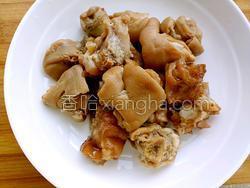 泡猪蹄的做法大全视频 MjUwX2MxXzA