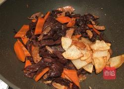 红蘑炒土豆片的做法图解13