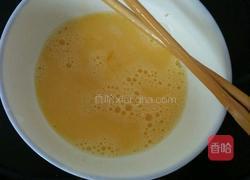 洋葱炒蛋的做法图解2