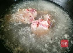 大骨玉米汤的做法图解4