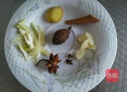土豆炖兔肉的做法图解2