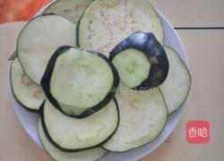 凉拌蒜香茄子的做法图解2