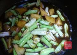 四季豆烧土豆的做法图解11