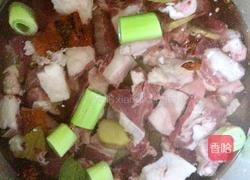 牛肉炖玉米的做法图解3
