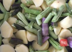 土豆豆角炖南瓜的做法图解4