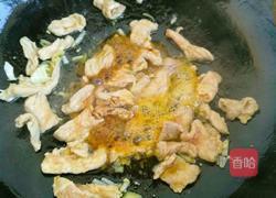 黄瓜皮炒肉的做法图解5