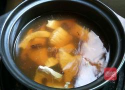 牛蒡瘦肉汤的做法图解3