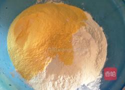 玉米面发糕的做法图解1