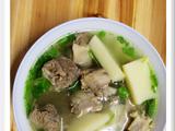 鲜美竹笋鸭肉煲