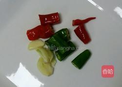 木耳炒油条的做法图解3