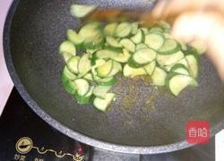 丝瓜鸡蛋汤～的做法图解2
