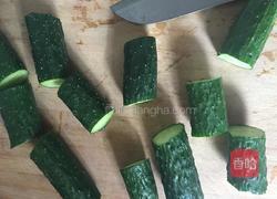 白粥必配黄瓜条咸菜的做法图解3