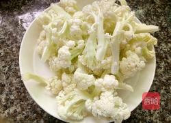 花菜炒鱿鱼的做法图解2