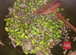 毛豆炒肉末的做法图解4