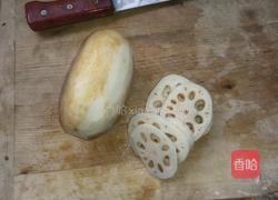 凉拌藕片的做法图解1