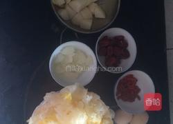 冰糖雪耳雪梨鸡蛋糖水的做法图解6