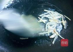 青椒炒鸡蛋的做法图解4