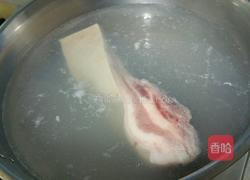 王氏红烧肉的做法图解1