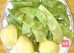 猪骨炖豆角土豆的做法图解2