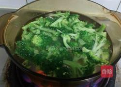 虾仁西兰花的做法图解2