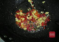 酸笋炒黄豆的做法图解4