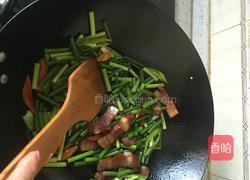 蒜苔炒腊肉的做法图解7