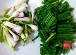 香葱炒脆皮烧肉的做法图解2