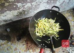 小南瓜炒肉的做法图解5