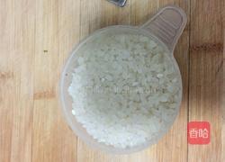 微波炉蒸米饭的做法图解1