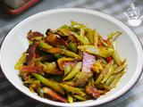芹菜腊肉