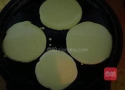 香煎玉米饼的做法图解5