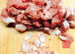 瘦肉煎鸡蛋的做法图解3