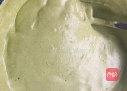波菜汁蛋糕卷的做法图解2