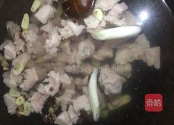 山药玉米炖肘子的做法图解3