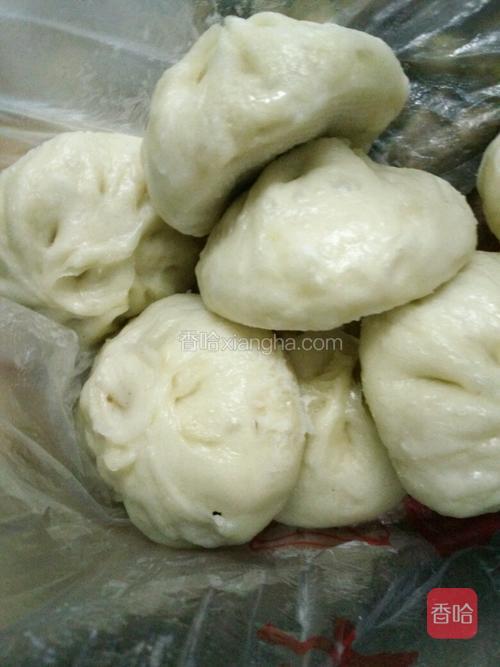 蒸好的包子,打包准备带走咯