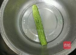 苦瓜炒鸡蛋的做法图解1