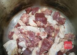 山茶油老鸭汤的做法图解4