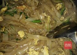 炒河粉的做法图解3