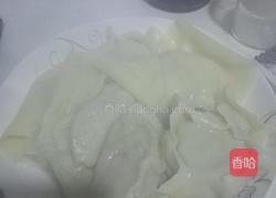 酸菜油滋烙饺子的做法图解7