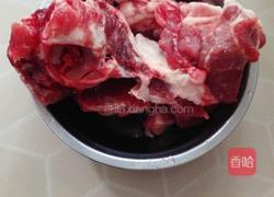当归玉米骨头汤的做法图解2