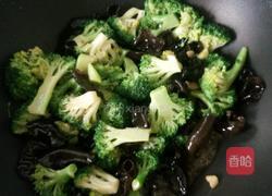 蚝油西蓝花的做法图解7