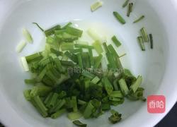 胡萝卜玉米排骨汤的做法图解4